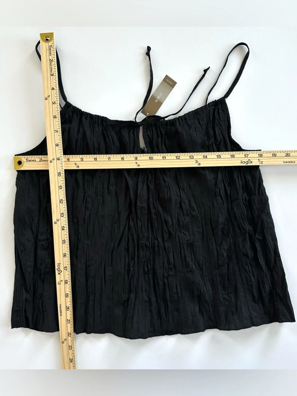 J.Crew Crinkled Tank Top in Black | XL |
NWT - Picture 5 of 12